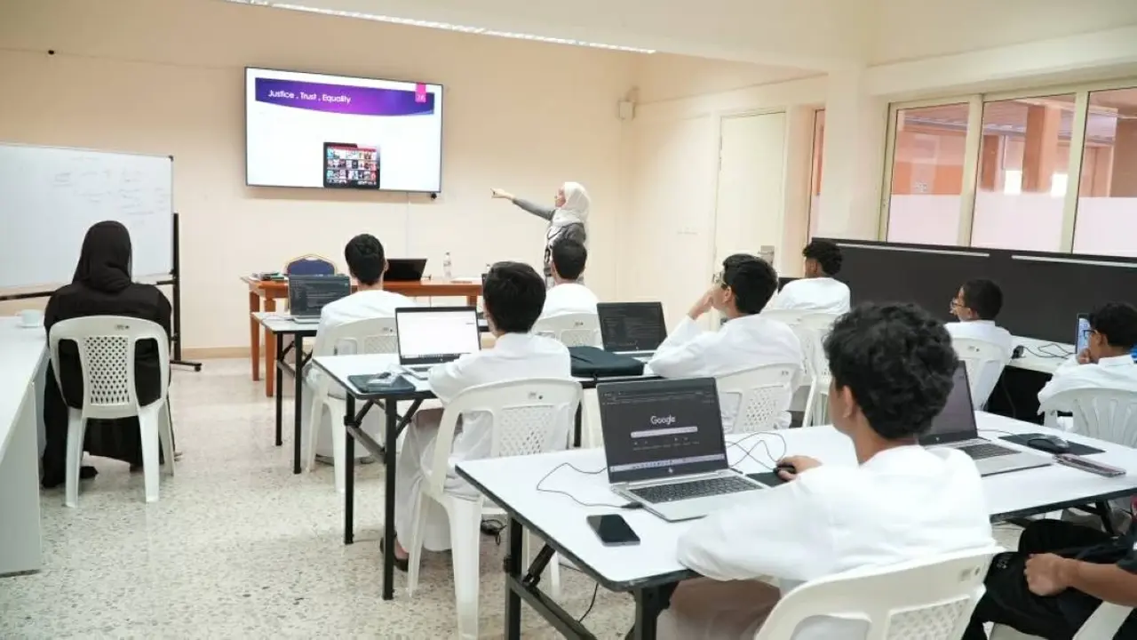 نادي الإمارات العلمي يطلق برنامج “رحلة الابتكار” الصيفي الجديد